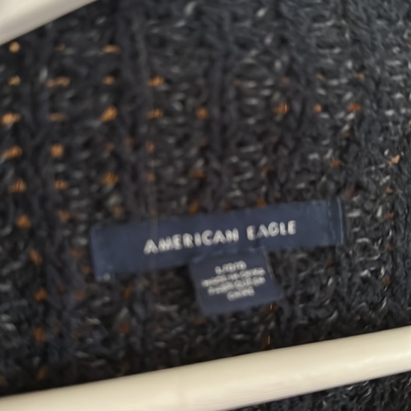 AMERICAN EAGLE KNIT SWEATER - Picture 3 of 3